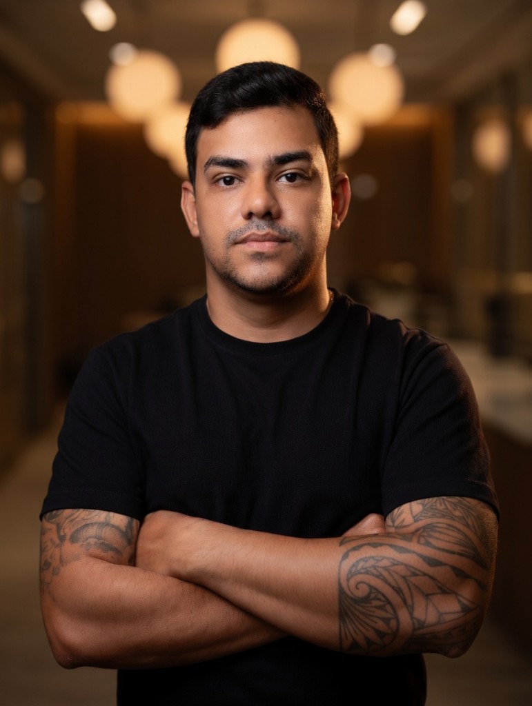 Ícaro Sousa Barbosa, criador do Portfólio VQL